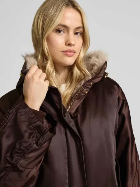 Parka o kroju oversized z z wyjmowaną wstawką ze sztucznego futra model „Cory“ Beaumont Amsterdam