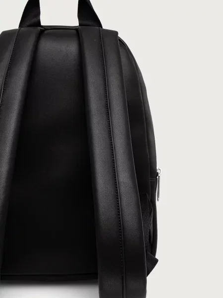 Tommy Jeans plecak z imitacji skóry czarny