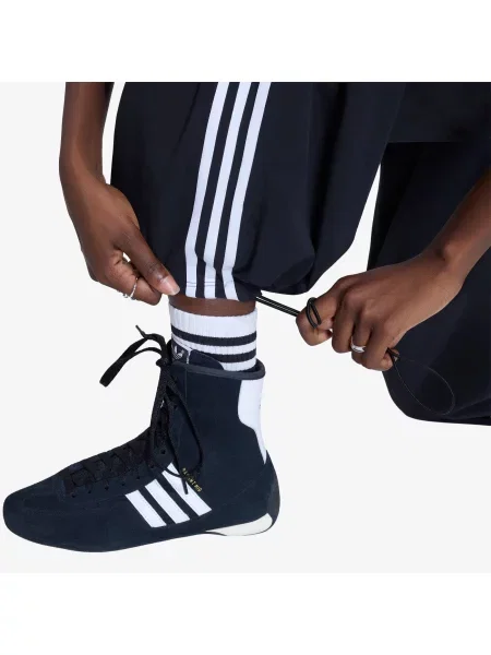 Adidas Originals Kalhoty S Plisováním černá
