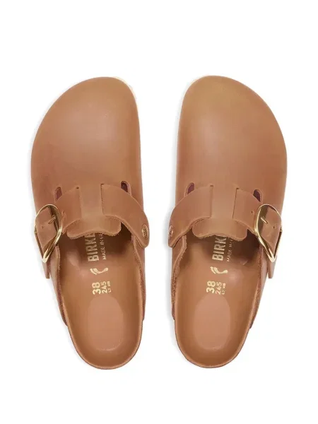 Saboți Birkenstock din piele cu cataramă maro