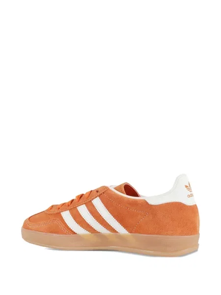 Sneakerși Adidas Gazelle din piele de căprioară cu dungi portocaliu