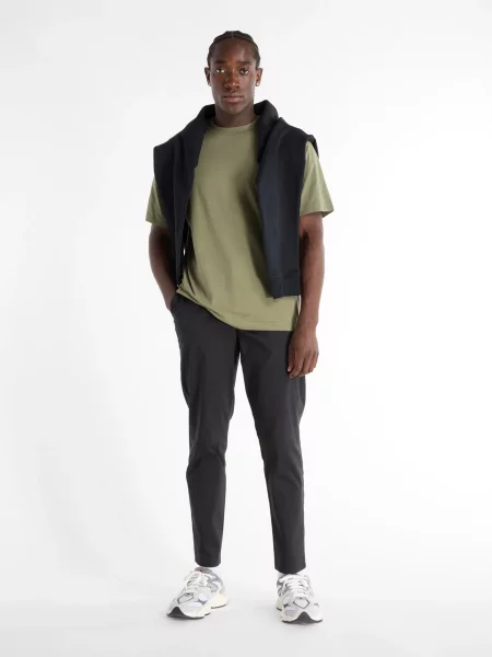 Спортивные штаны New Balance черные