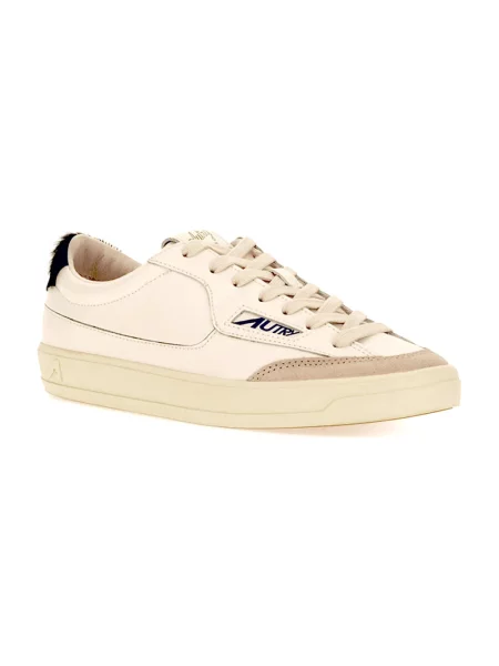 Sneakersy Autry skórzane białe