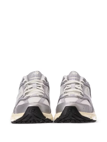 Jakna New Balance s vezom srebrena