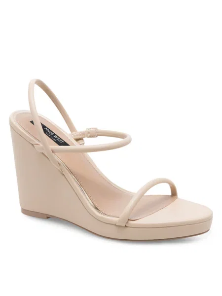 Босоножки Nine West бежевые