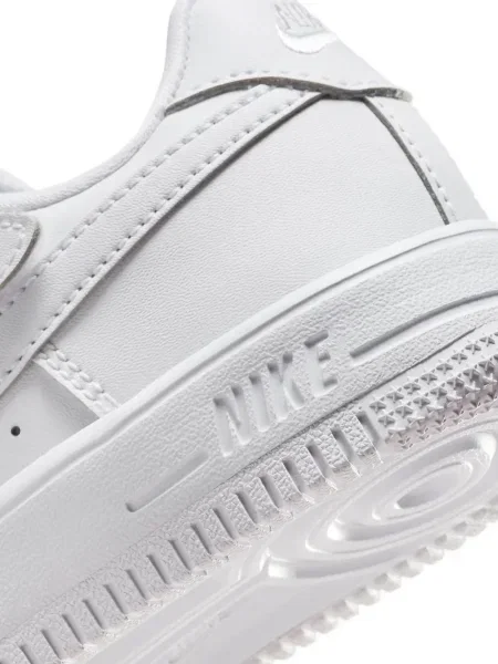 Sneakerși copii Nike alb