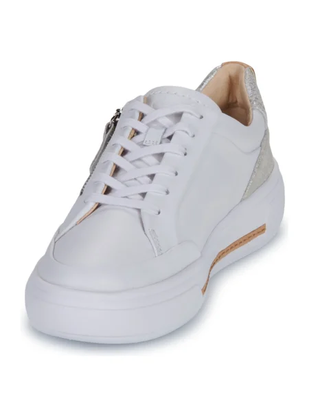 Pantofi Clarks alb