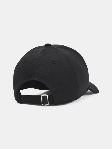 Шапка с козирка Under Armour Blitzing с апликация черно