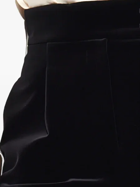 Pantaloni Max Mara de catifea plisate negru
