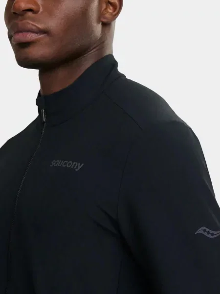 Вітровка Saucony чорний
