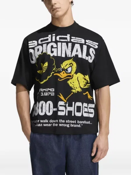 Grafický plátěné tričko Adidas s kulatým výstřihem šedé