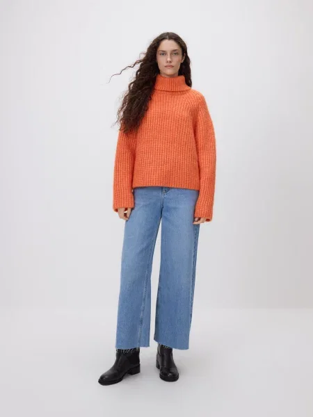 Reserved Структурована водолазка помаранчевий