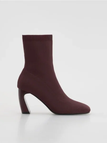 Ботильоны Reserved