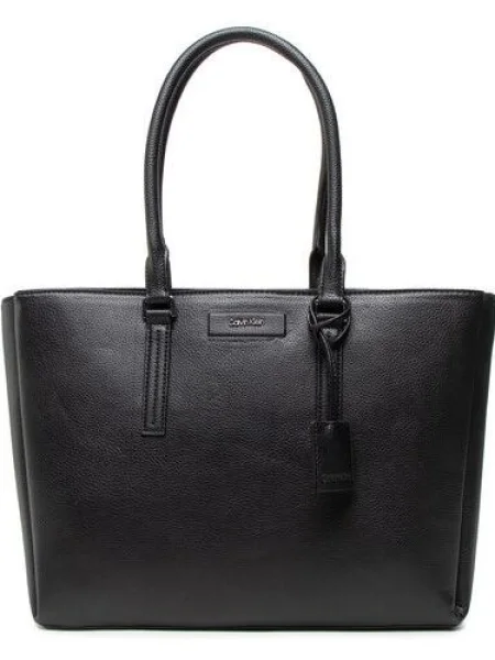 Táska Calvin Klein fekete