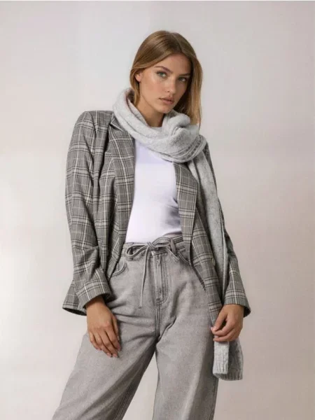 Шарф з домішкою вовни сірий