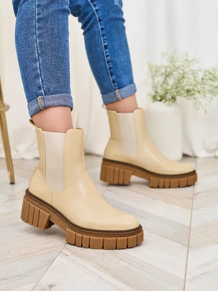 Botine Resti bej