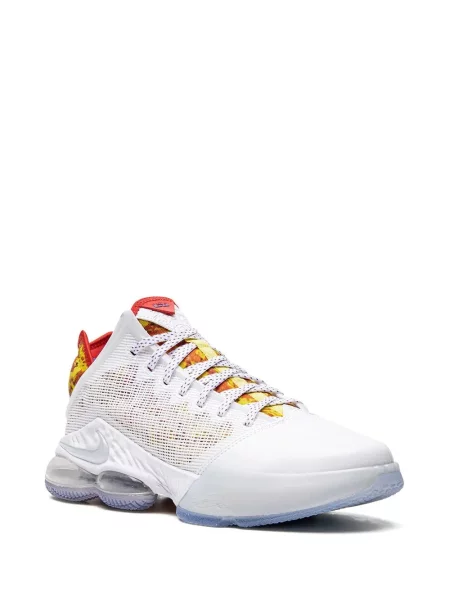 Tenisky Nike LeBron bílé