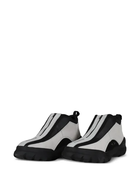 Sneakerși Oakley gri
