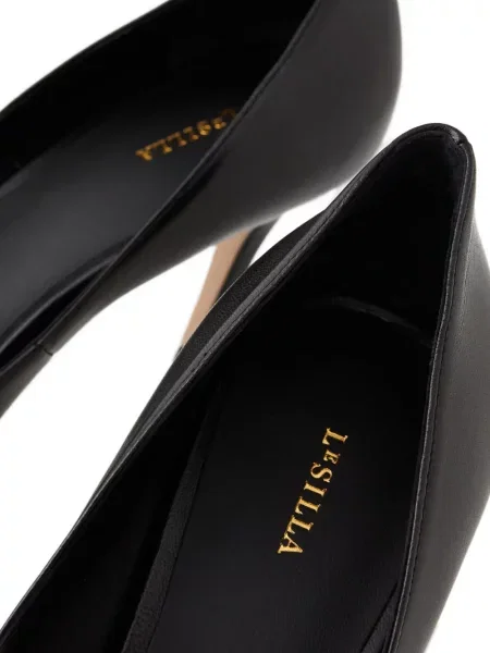 Pantofi cu toc Le Silla cu vârf ascuţit negru
