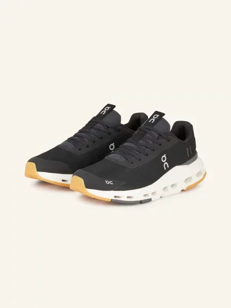 On Sneakersy Cloudnova Form 2 černá