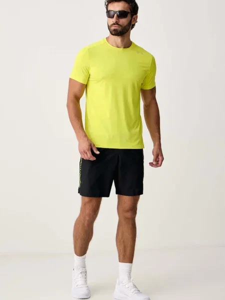 Under Armour športne kratke hlače Vanish Woven črna