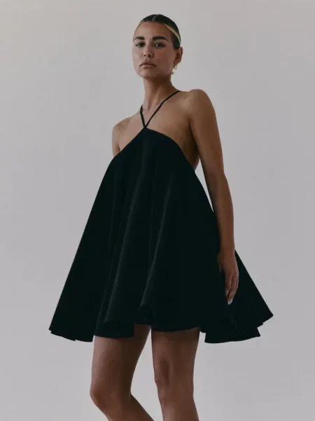 Obleka MUUV. PLAINS črna