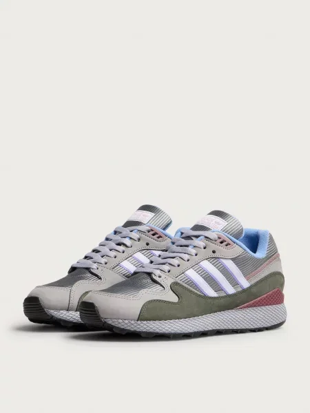 Sneakersy Adidas czarne