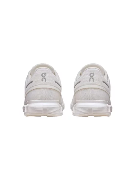 On Sneakersy Cloud 6 bílá