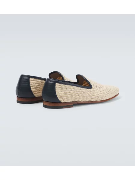 Pantofi loafer Manolo Blahnik din piele bej