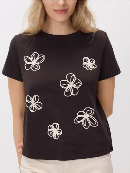 Tricou Reserved cu aplicații maro