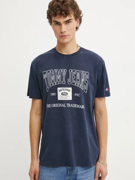 Тениска Tommy Jeans с принт тъмносиньо
