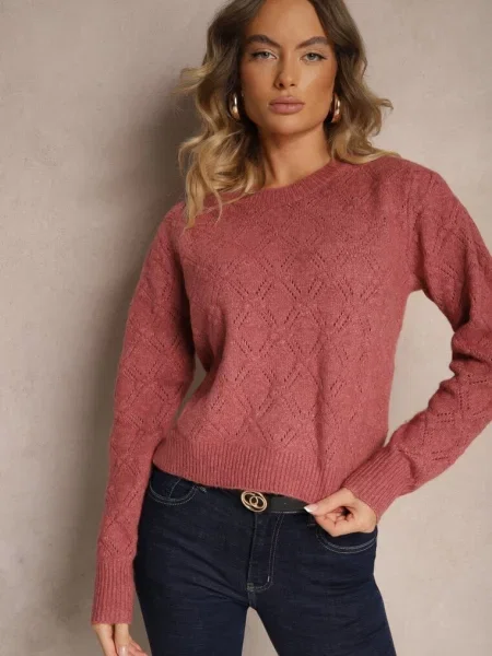 Sweter w Klasycznym Stylu z Tłoczonym Wzorem Deriel różowy