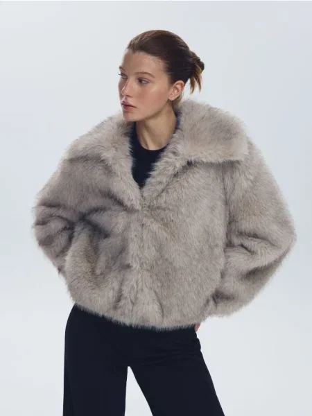 Reserved Haină din blană artificială cu guler deschis gri