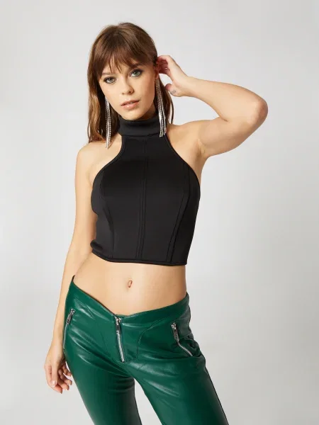Katy Perry exclusive for ABOUT YOU Top Denise' negru