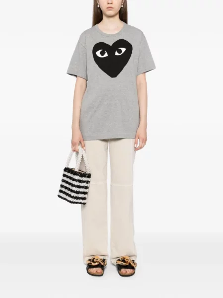 Szív mintás póló Comme Des Garcons Play nyomtatás szürke