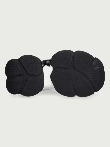 Кроссовки Koi Footwear чанки