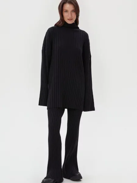 Штани Estro чорний