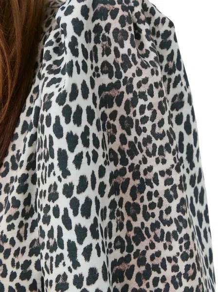 Top Notes Du Nord cu imagine cu model leopard alb
