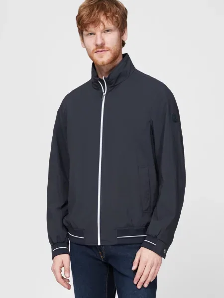 Ветровка Pierre Cardin черная