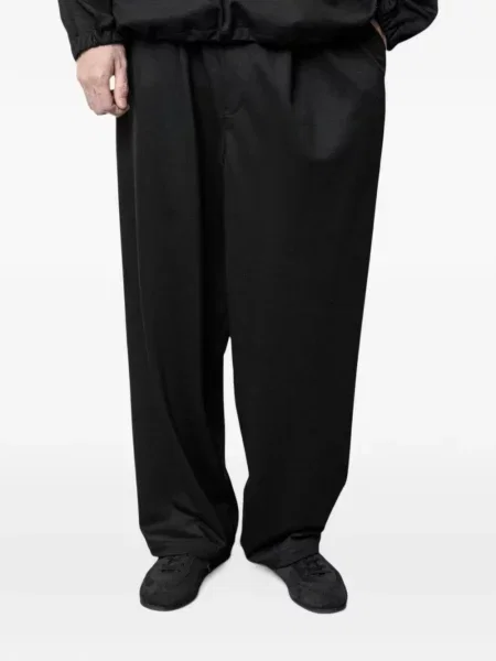 Pantaloni Still By Hand negru