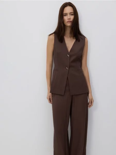 Длинный жилет Reserved коричневый