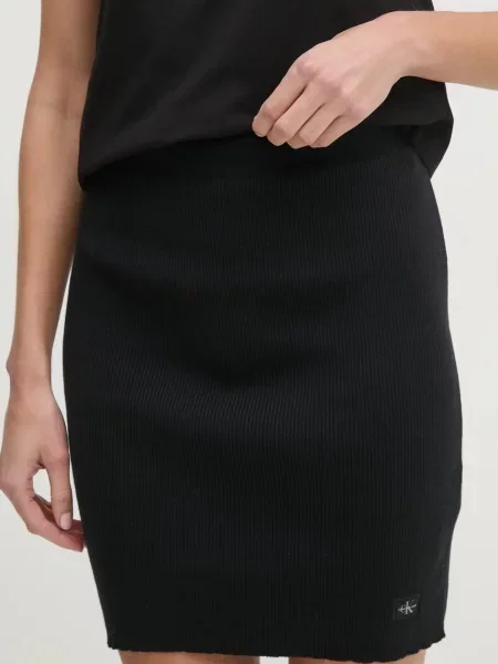 Krilo Calvin Klein Jeans črna