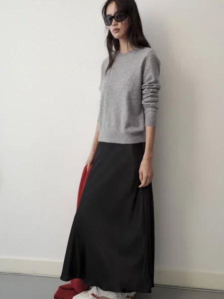 Sweter z kaszmiru z okrągłym dekoltem jasnoszary Kobieta XS MANGO