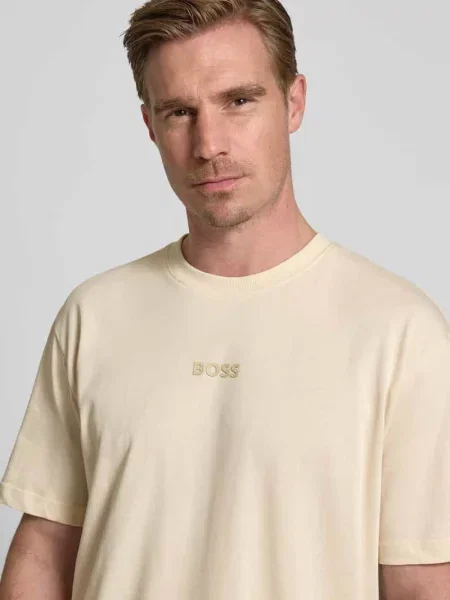 T-shirt o kroju regular fit z czystej bawełny Boss Green beżowa
