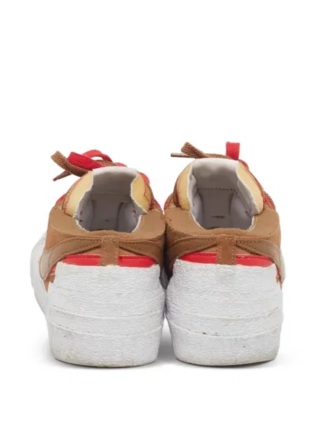 Szarvasbőr sneaker Nike Dunk fekete