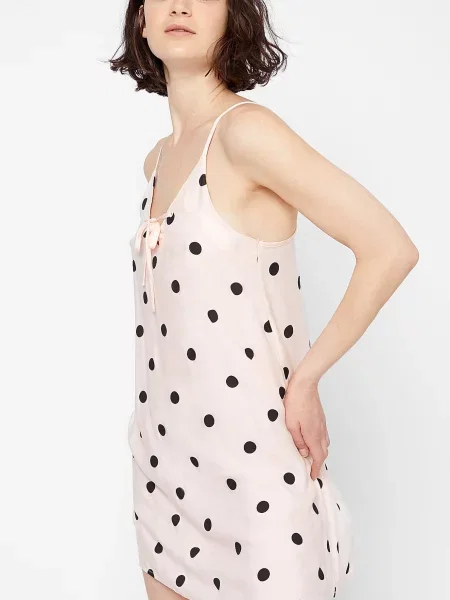 Нічна сорочка Etam в горошок рожева