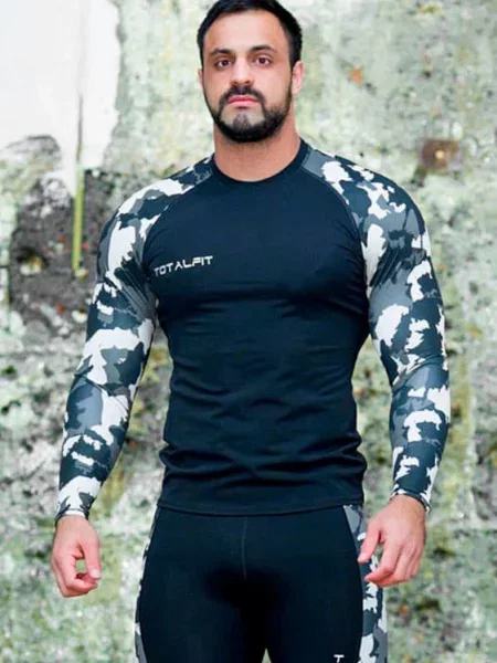 Футболка Totalfit