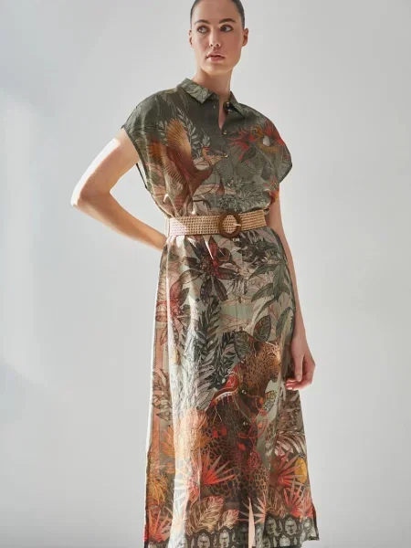 Рокля Medicine дълга със стандартна кройка