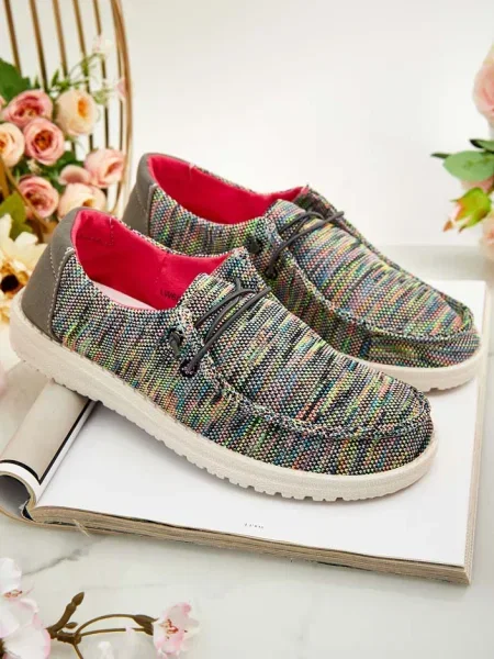 Маратонки Resti с връзки с дантела