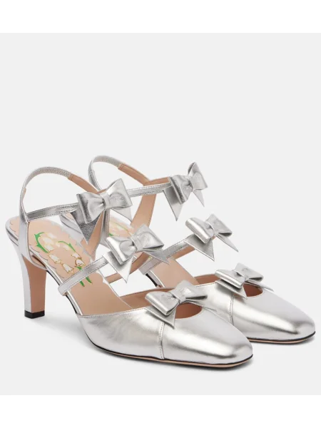 Pantofi cu toc Valentino Garavani din piele slingback argintiu